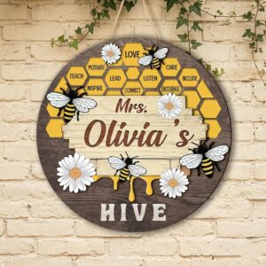 Personalized Bee Theme Classroom Sign, Teacher Appreciation Gift, Inspirational Honeybee Classroom Welcome Door Hanger