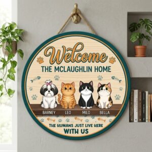 Personalized Cat & Dog Family Wooden Welcome Sign Pet Names Home Door Sign Cute Multi-Pet Portrait Plaque Printed Wood Wall Decor Gift For Pet Lovers