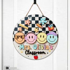 Personalized Name Classroom Door Sign Custom Wooden Retro Smiley Face Decor Checkered Classroom Welcome Sign Boho Daisy Teacher Gift