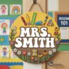 Personalized Teacher Door Signs Elementary Classroom Custom Name Door Hanger Back To School Decor Welcome Sign Appreciation Gift Classroom Decoration - Style 1