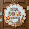Personalized Teacher Door Signs Spanish Classroom Custom Name Door Hanger Back To School Decor Welcome Sign Appreciation Gift Classroom Decoration - Style 3
